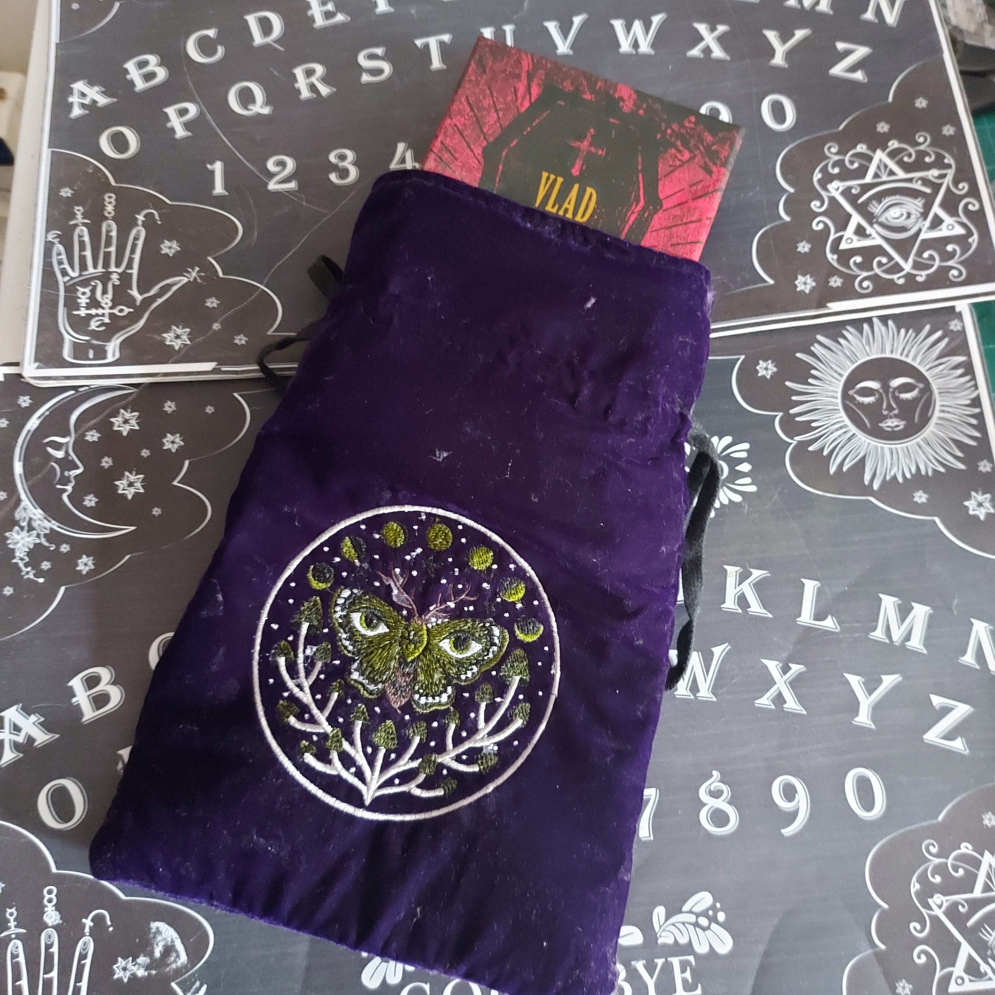 XL VELVET TAROT CARD BAG 'THEY WATCH BY NIGHT'