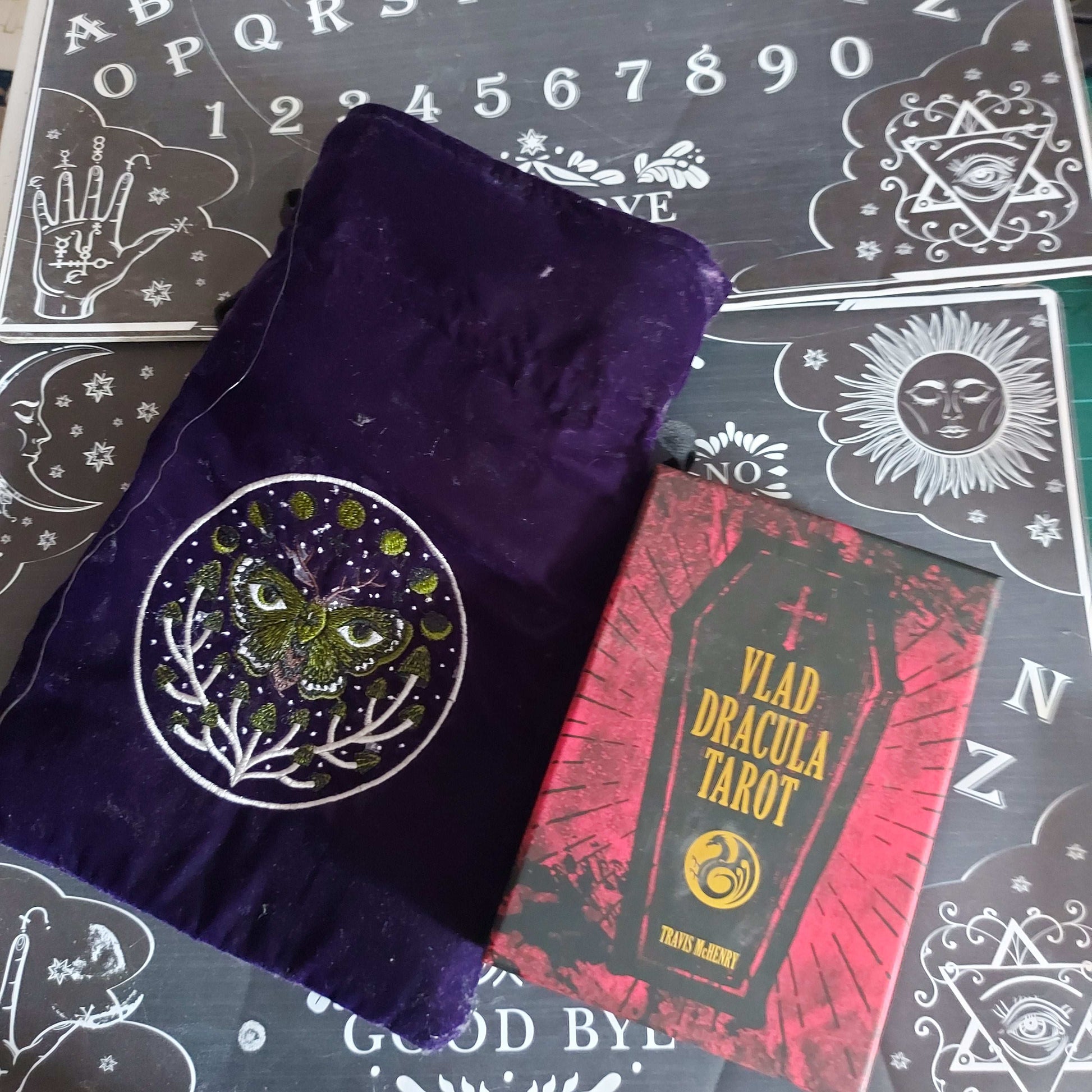 XL VELVET TAROT CARD BAG 'THEY WATCH BY NIGHT'