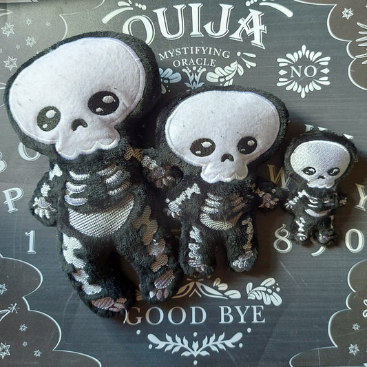 SPOOKY SKELETON STUFFIE