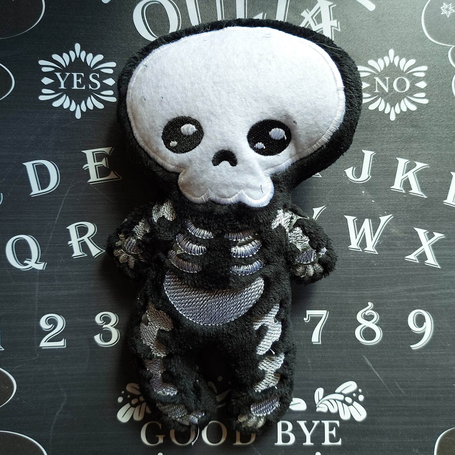 SPOOKY SKELETON STUFFIE