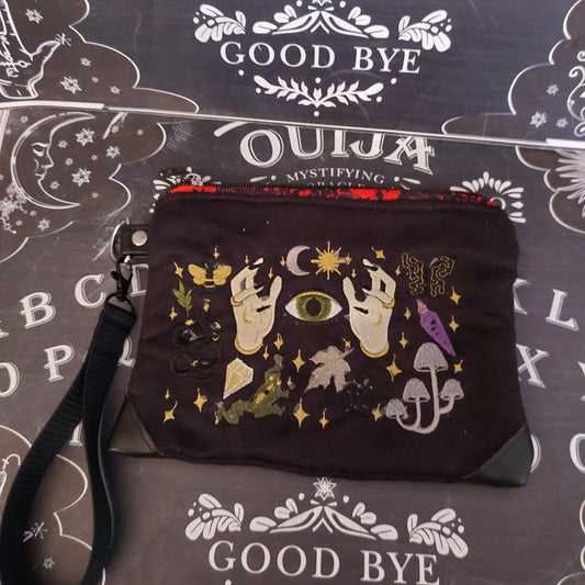 MYSTIC MUSE WRISTLET