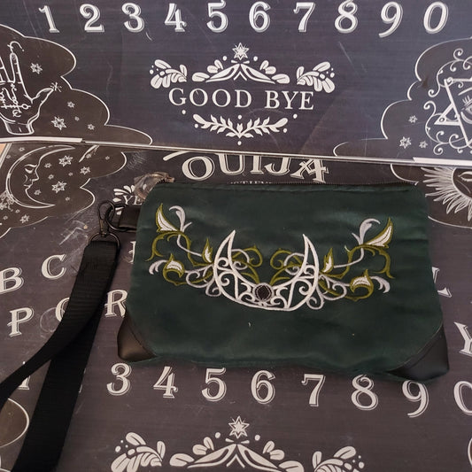 FOREST RITUAL WRISTLET